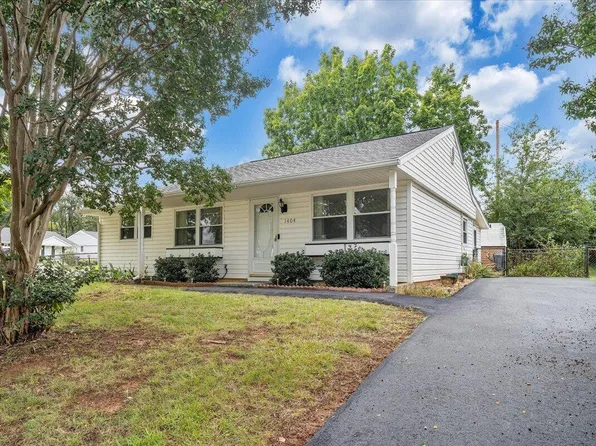 1404 Antrim St, Salem, VA 24153