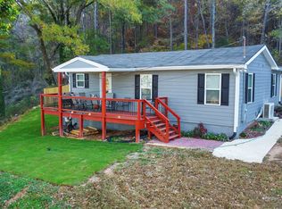 302 Jack St SE, Silver Creek, GA 30173