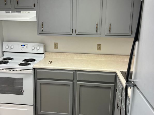 217 W Pike St #202
