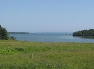 88 Main St, Milbridge, ME 04658