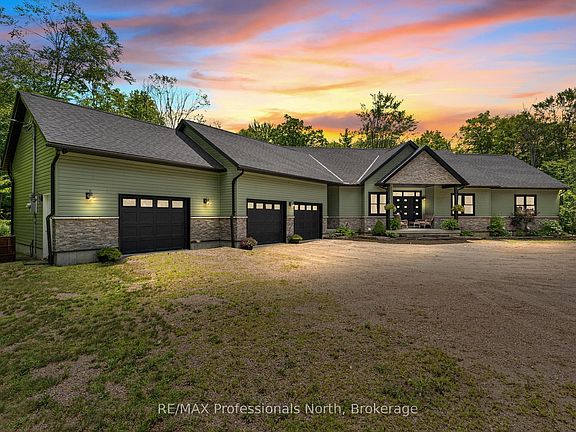 2nd image of 1183 Hamilton Rd