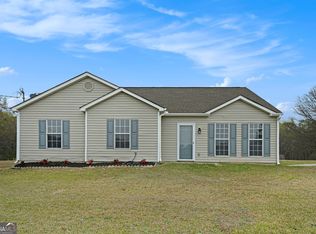 219 Seay Rd, Fayetteville, GA 30215