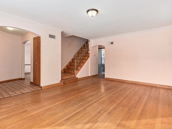 5th image of 1912 N 76th Ct