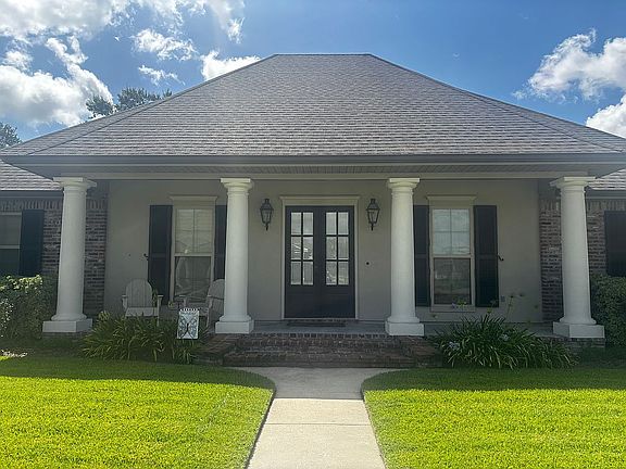 2nd image of 507 Riverside Dr