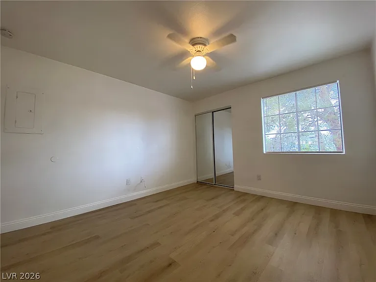 5174 S Jones Blvd #207 — Photo 11