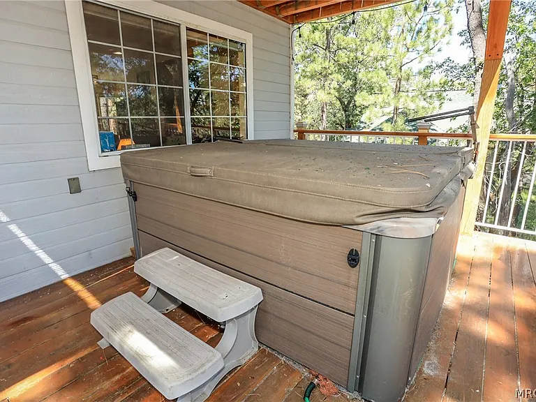732 Villa Grove Ave — Photo 3