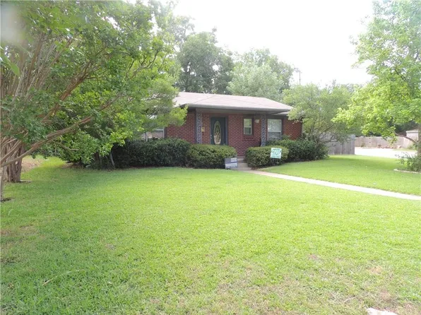 743 S Andrews Ave, Sherman, TX 75090
