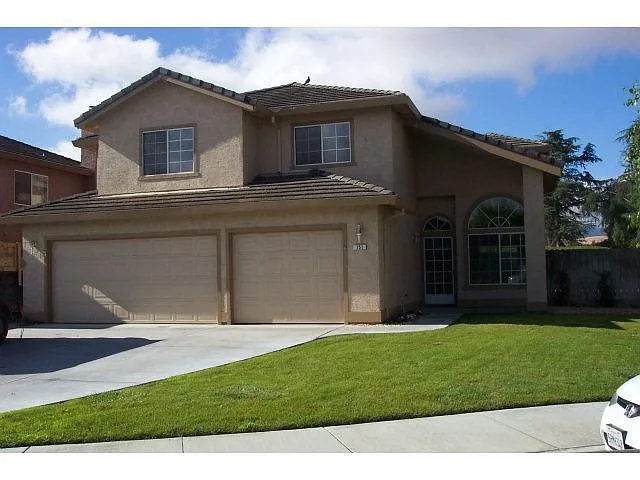 751 Alissa Ct photo 1
