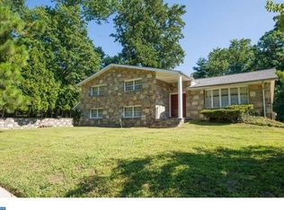 7225 Orwell Rd, Philadelphia, PA 19119