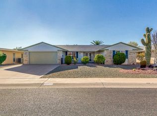 16030 N Lakeforest Dr, Sun City, AZ 85351