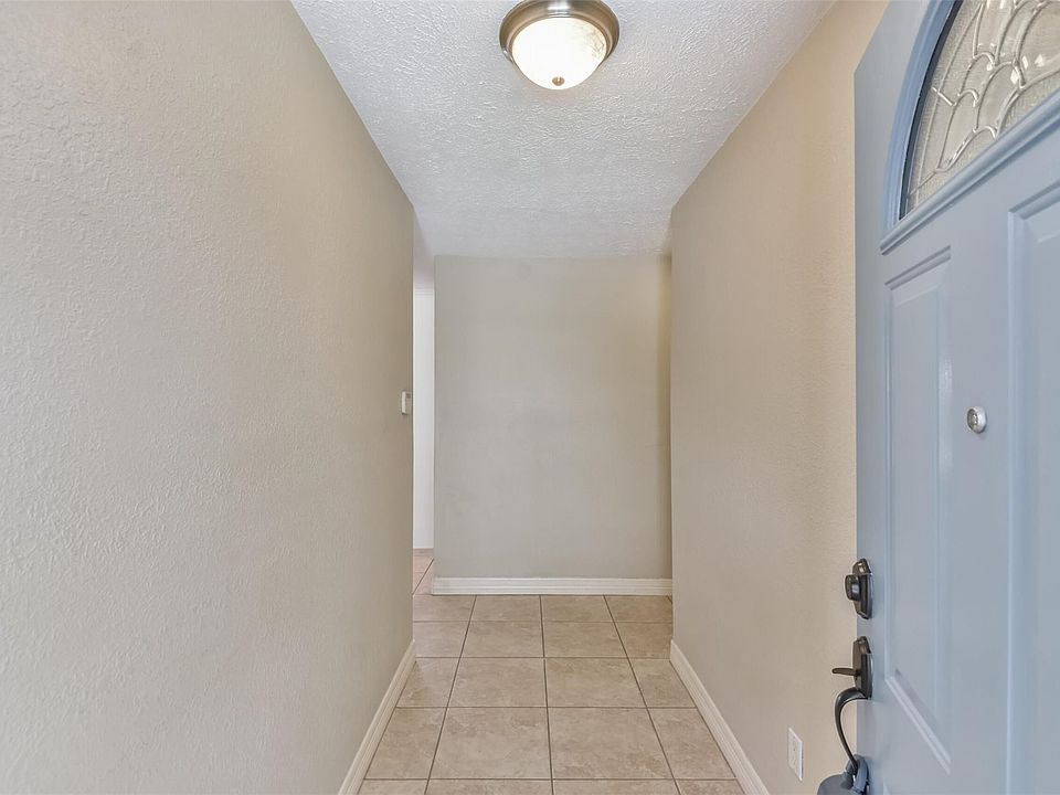 1st image of 6847 Vanlynn Ln #6847