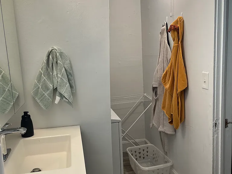 826 Myrtle St NE #4 — Photo 19