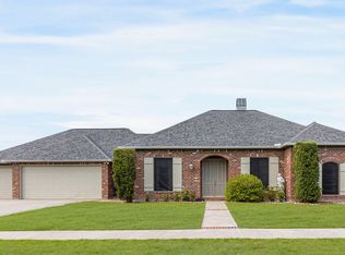 105 Ladbroke Dr, Lafayette, LA 70503