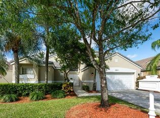 2017 Island Cir, Weston, FL 33326