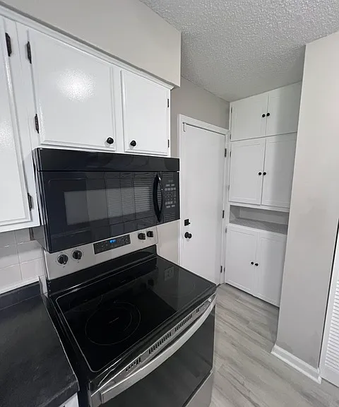 1418 Dobbins Dr — Photo 20