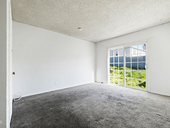 5th image of 4408 Guardia Ave
