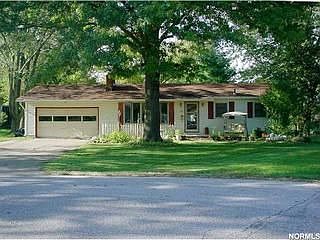 1st image of 405 Orchard Ln