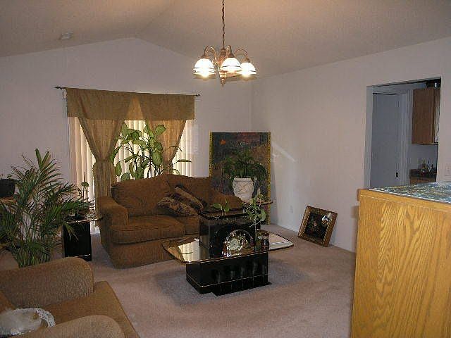 2nd image of 1425 Suttle Ct