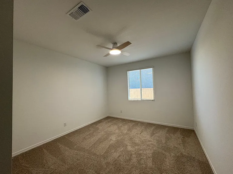 7606 W Smoketree Dr — Photo 37