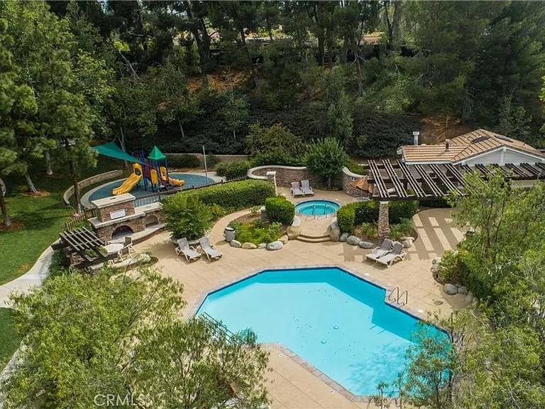 26504 Bryce Rd — Photo 30