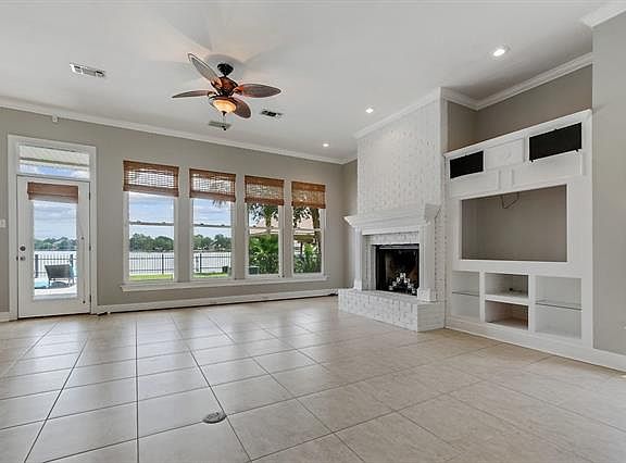 4th image of 14127 Riverlake Dr