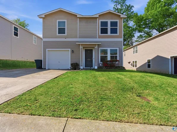 212 Whitestone Dr NE, Huntsville, AL 35810