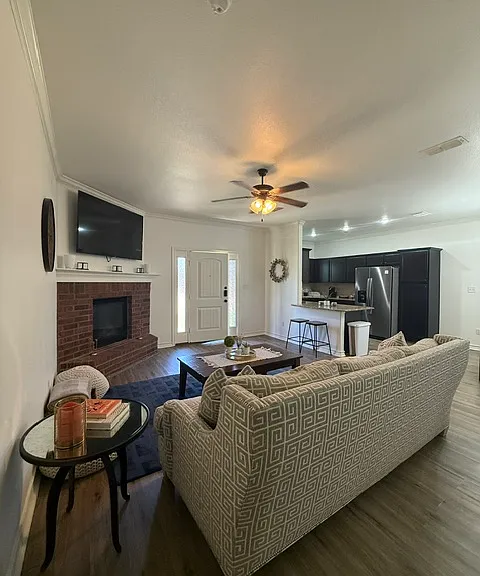 10507 Quinton Ave — Photo 6