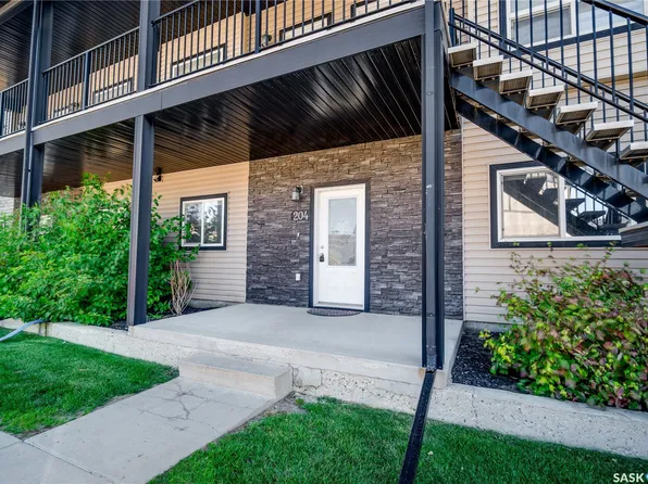 3818 Dewdney Avenue E #204, Regina, SK S4Z 0A6