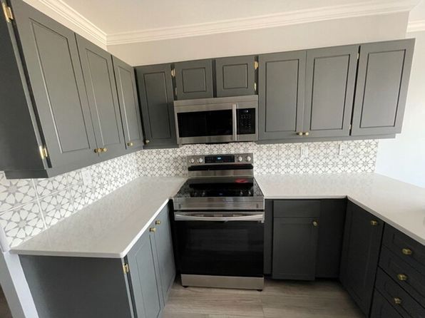 2525 Main St APT 305