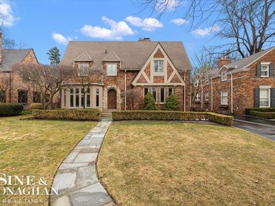 122 Moran Rd, Grosse Pointe Farms, MI, 48236