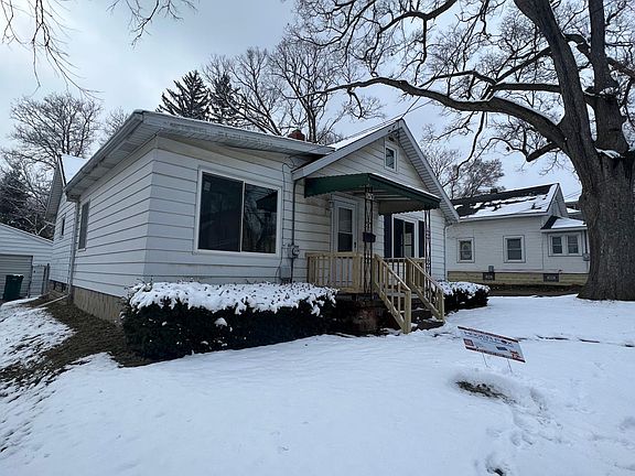 2nd image of 524 S Clemens Ave