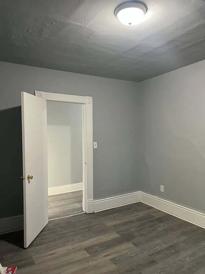 1320 Maple St. (Duplex) — Photo 3