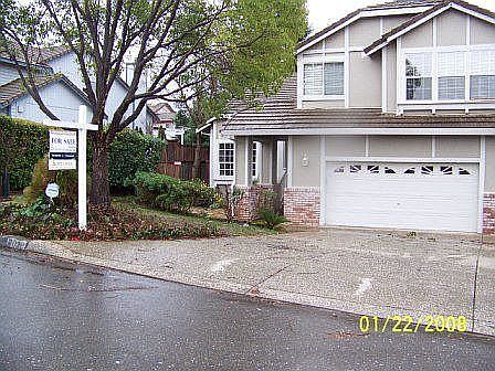1st image of 3032 Camerosa Cir