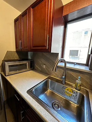 Rented by Highline Residential | media 35