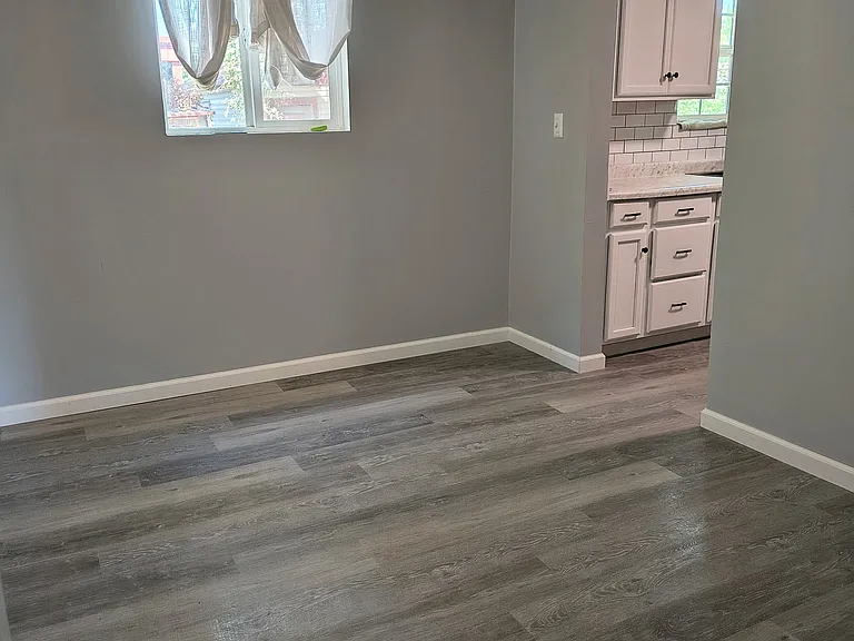 1728 S Harlem Ave — Photo 2