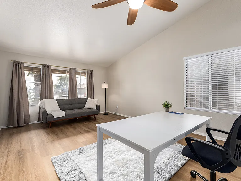 6424 E Menlo St — Photo 30