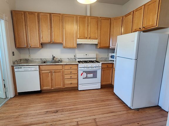 2nd image of 1329 9th Ave