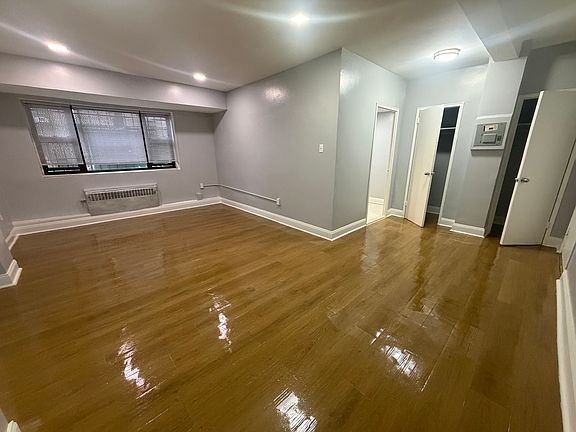 2nd image of 54 S Munn Ave #1A
