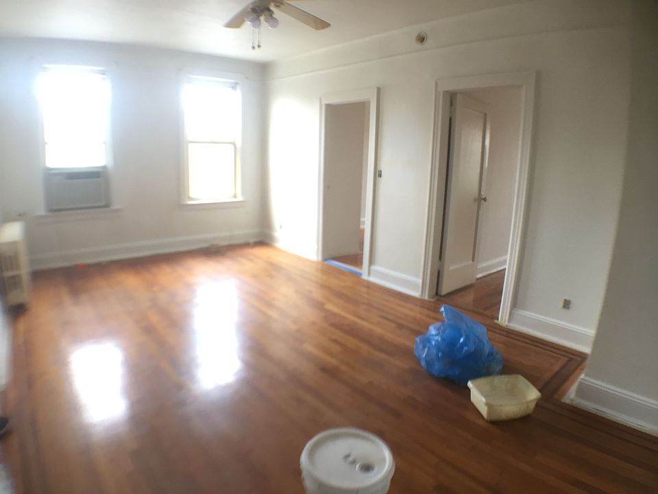 1st image of 4749 47th St APT 3F