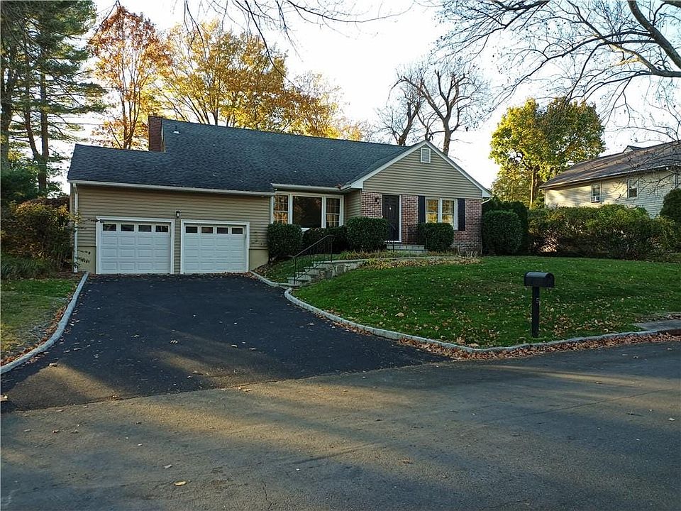 1st image of 5 Copper Beech Cir