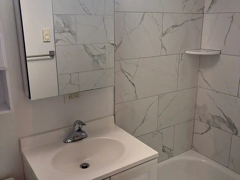 Trolley Square Apartments — Photo 13