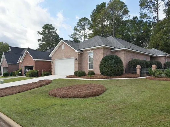 1907 Regalwood Dr, Albany, GA 31721