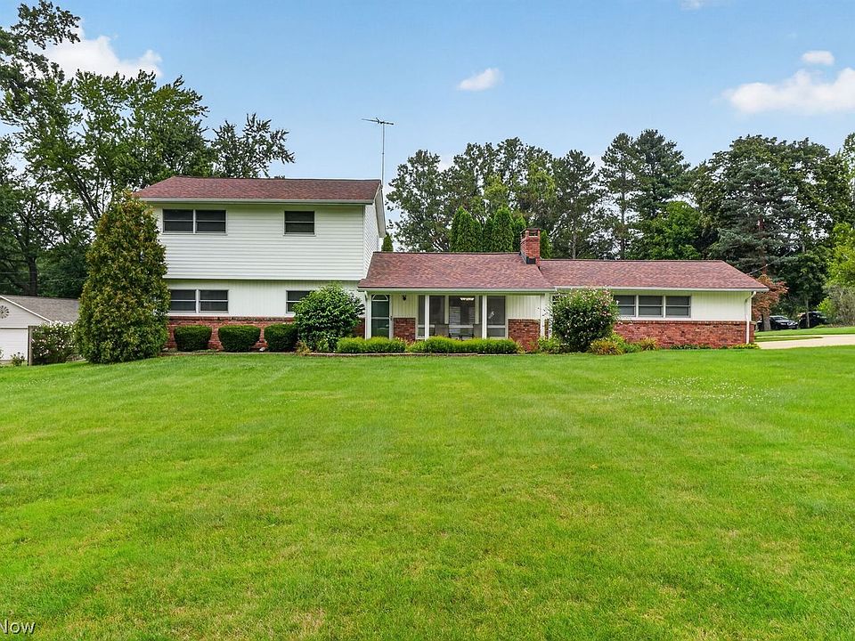10548 Briar Hill Dr, Kirtland, OH 44094 | MLS #5242612 | Zillow