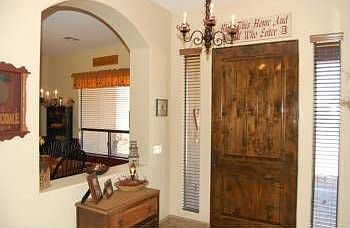 4th image of 1243 E Magellan Dr