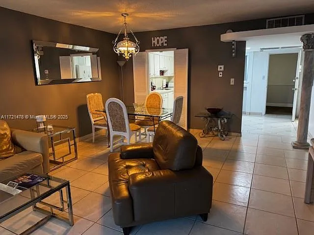 5401 Collins Ave #430 — Photo 26