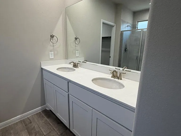 2300 Raleigh Point Dr — Photo 13