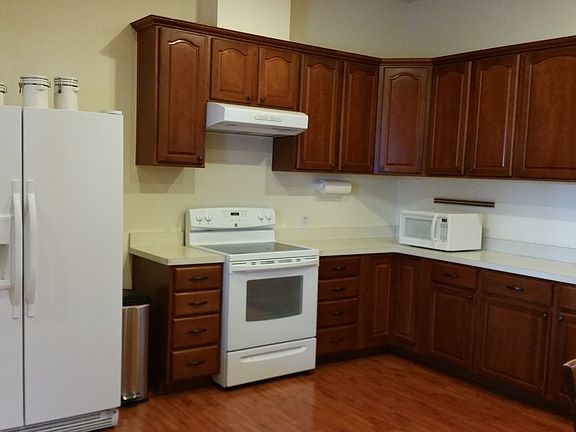 3rd image of 206B San Angelo Ave