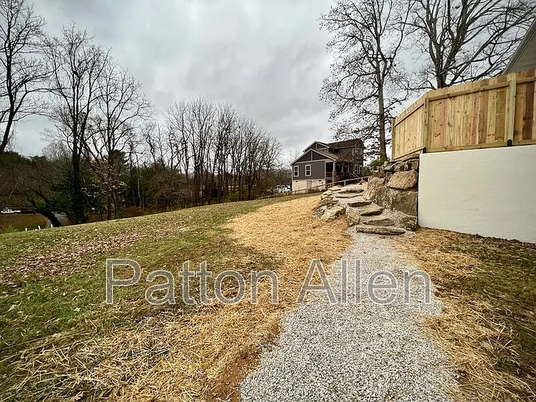 24.5 Crestview St — Photo 12