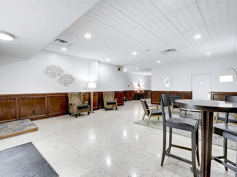 1800 Lavaca St #A-703 — Photo 23