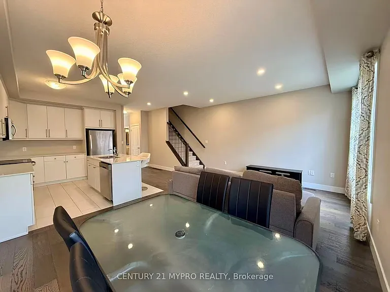 1375 Whetherfield St #22 — Photo 6